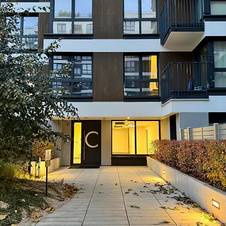 K22 Domaniewska Chopin Airport Warschau